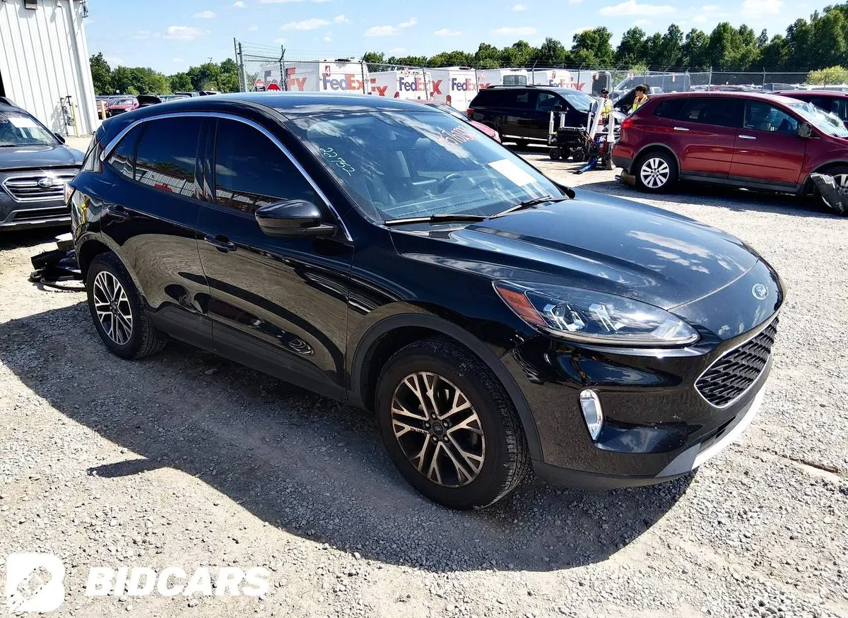 FORD ESCAPE SEL 2022