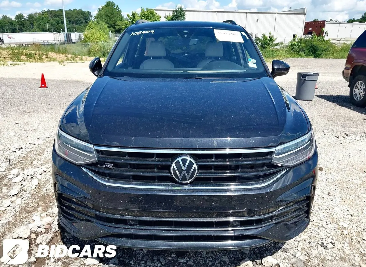 VOLKSWAGEN TIGUAN SE 2022
