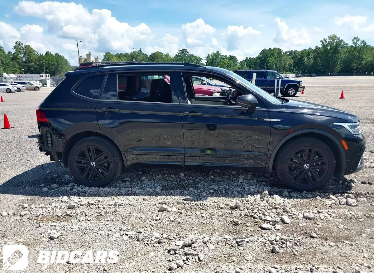 VOLKSWAGEN TIGUAN SE 2022