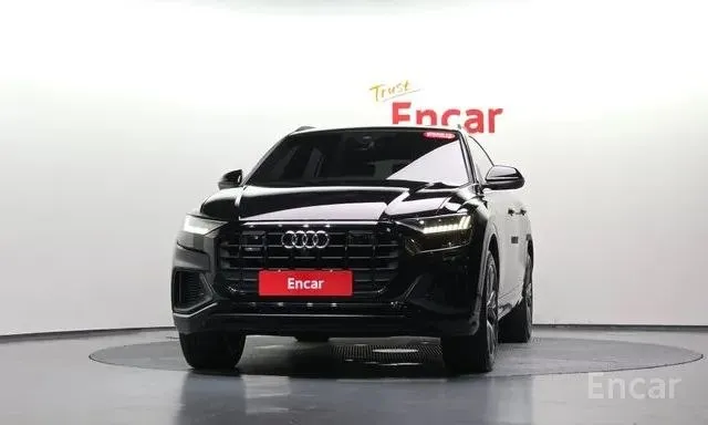AUDI Q8 PREMIUM 2022
