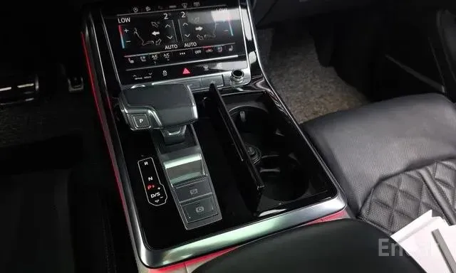 AUDI Q8 PREMIUM 2022