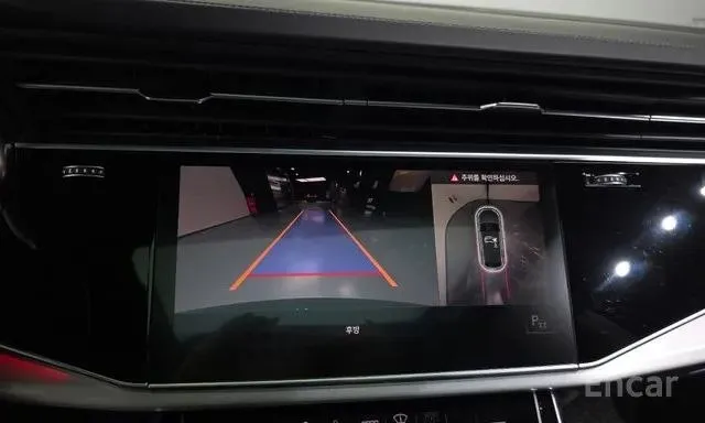 AUDI Q8 PREMIUM 2022