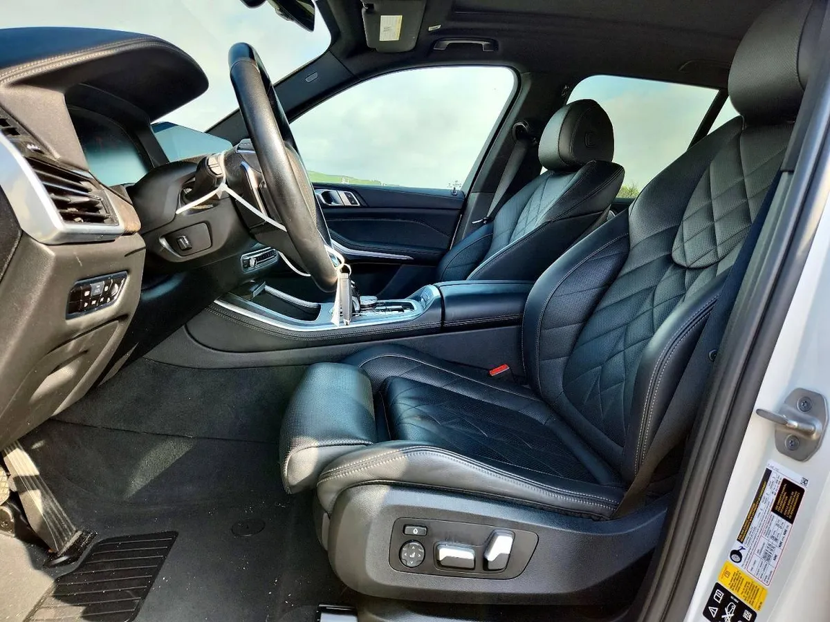 BMW X5 XDRIVE 40I 2023