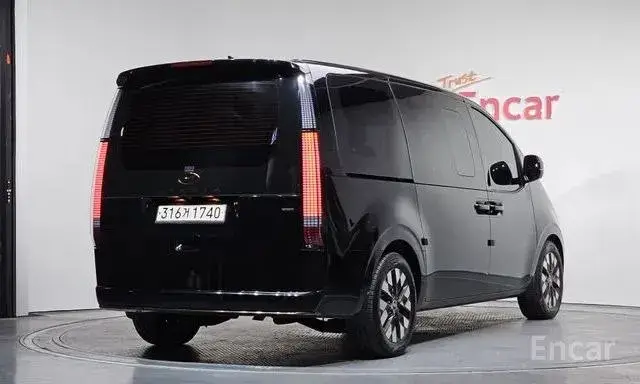 HYUNDAI STARIA 7 2022