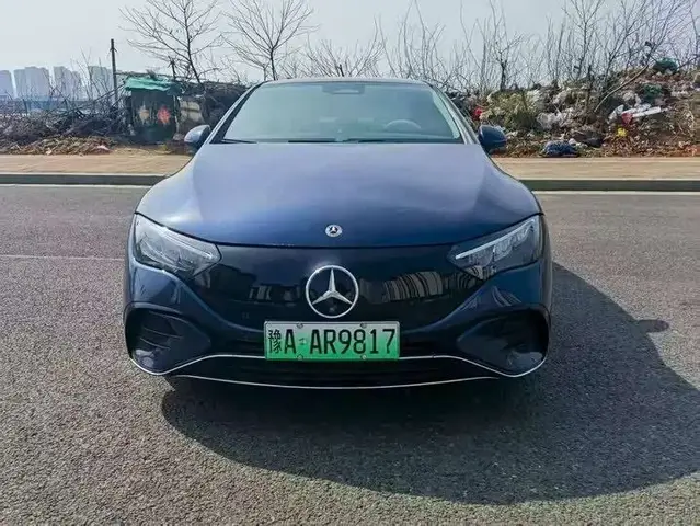 MERCEDES-BENZ EQE 2022