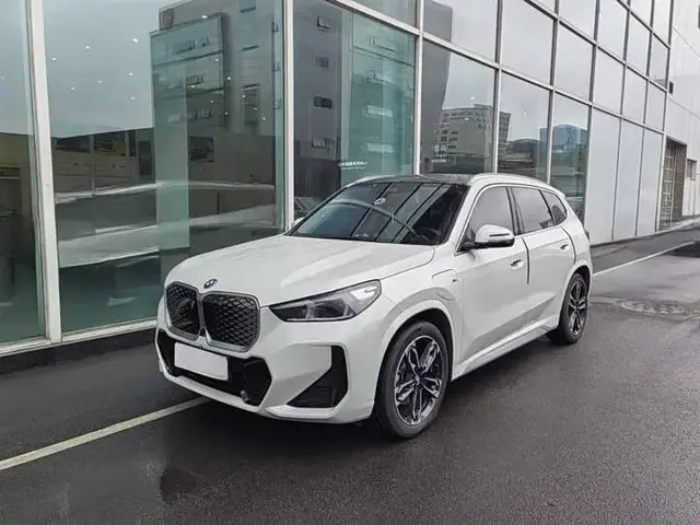 BMW IX1 XDRIVE30L M-PACK 2023
