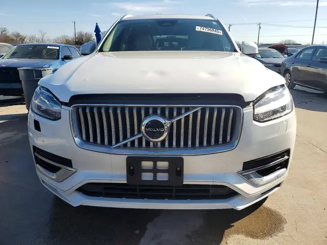 VOLVO XC90 2022