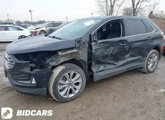 FORD EDGE TITANIUM 2022