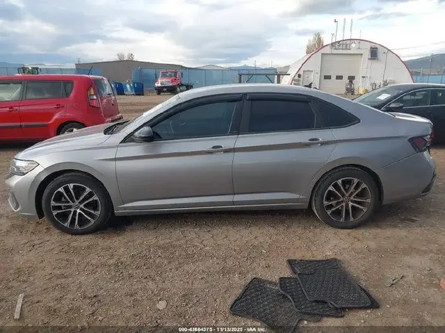 VOLKSWAGEN JETTA SPORT 2022