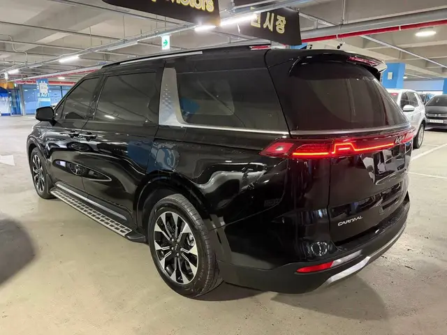 KIA CARNIVAL SIGNATURE 9 2022