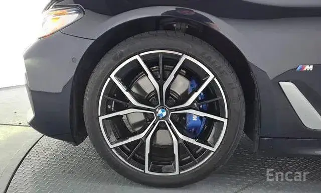 BMW 530I XDRIVE M-SPORT 2022