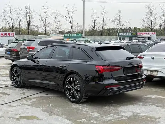 AUDI A6 AVANT 45TFSI QUATTRO 2023