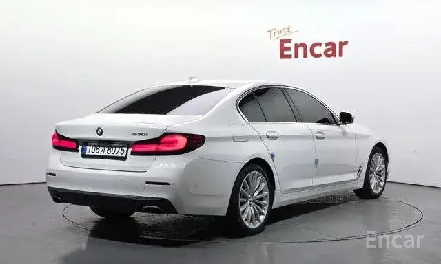BMW 530I LUXURY 2022