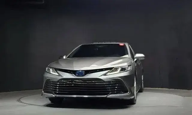 TOYOTA CAMRY HYBRID 2022
