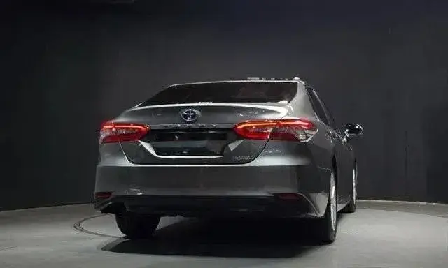 TOYOTA CAMRY HYBRID 2022