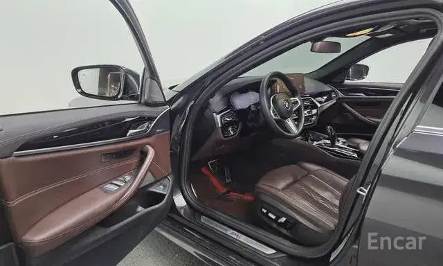 BMW 530I XDRIVE M-SPORT 2022