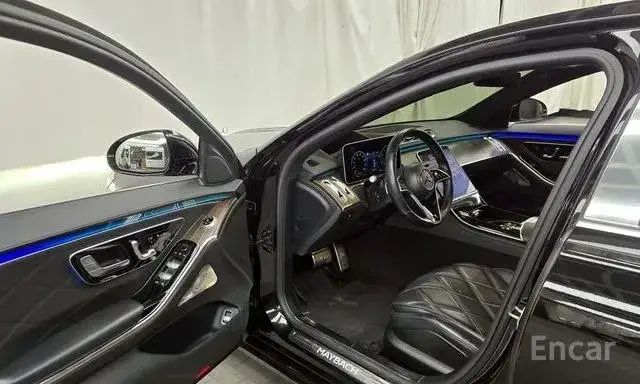 MERCEDES-BENZ MAYBACH S580 2022