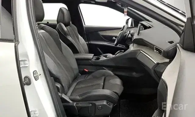 PEUGEOT 5008 GT-LINE 2022