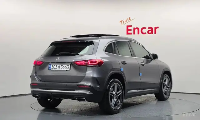 MERCEDES-BENZ GLA 250 4MATIC 2022