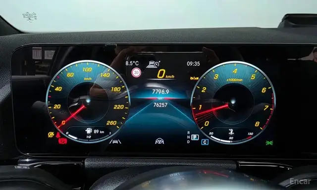 MERCEDES-BENZ GLA 250 4MATIC 2022