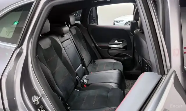 MERCEDES-BENZ GLA 250 4MATIC 2022
