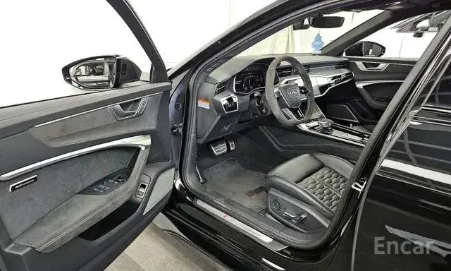 AUDI RS6 QUATTRO AVANT PERFORMANCE 2024