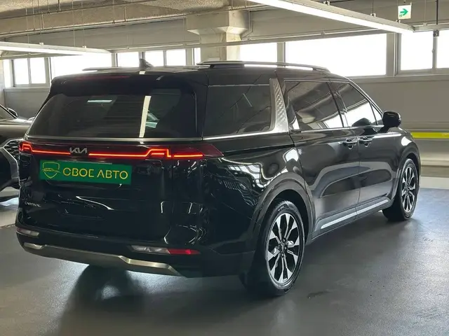 KIA CARNIVAL SIGNATURE 2022