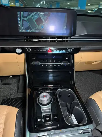 KIA CARNIVAL NOBLESSE 2022