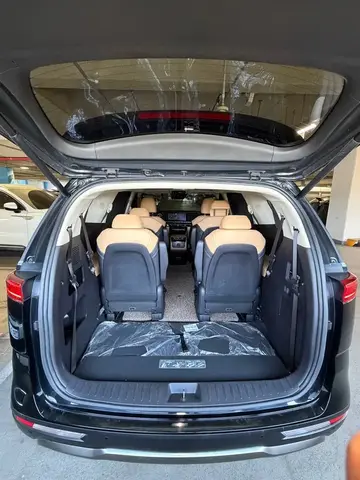KIA CARNIVAL NOBLESSE 2022