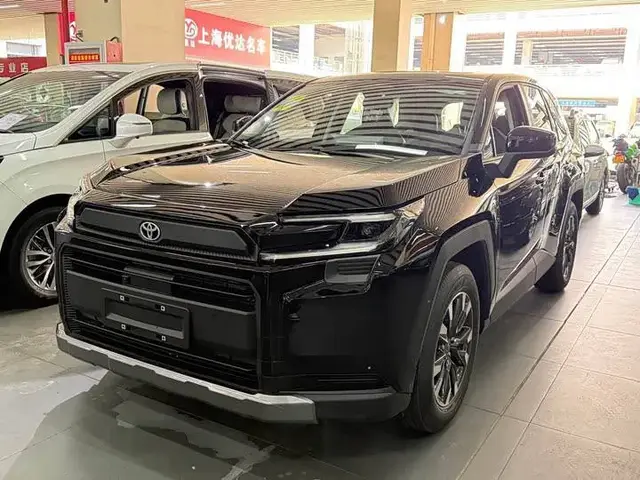 TOYOTA RAV4 LUXURY 2026