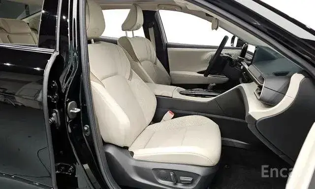 TOYOTA CROWN CROSSOVER HYBRID 2023