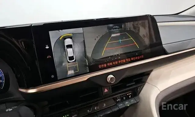TOYOTA CROWN CROSSOVER HYBRID 2023