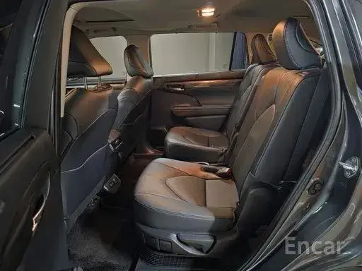 TOYOTA HIGHLANDER LIMITED 2023