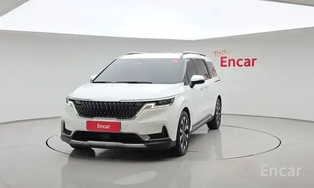 KIA CARNIVAL NOBLESSE 2022