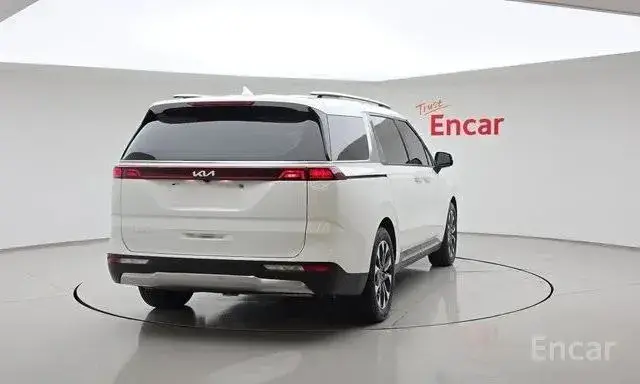 KIA CARNIVAL NOBLESSE 2022