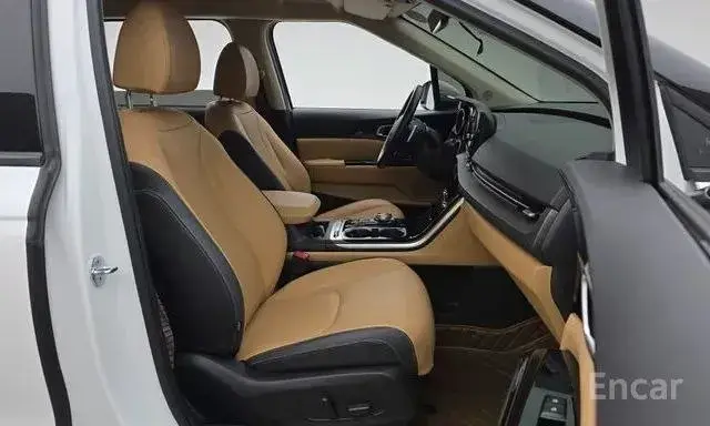 KIA CARNIVAL NOBLESSE 2022