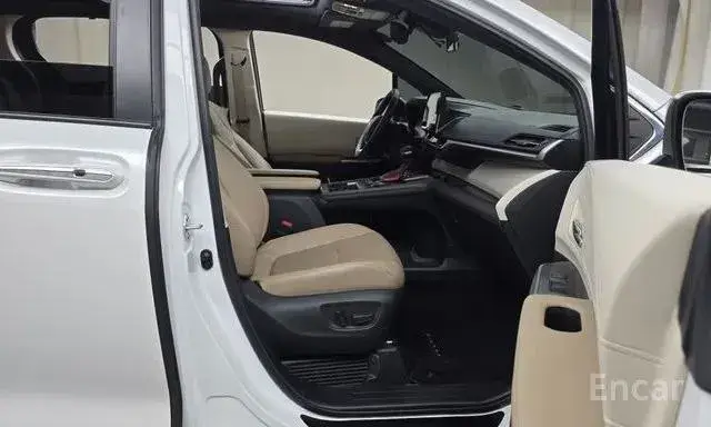 TOYOTA SIENNA LIMITED 2022