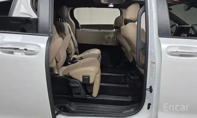 TOYOTA SIENNA LIMITED 2022