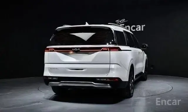 KIA CARNIVAL SIGNATURE 2022