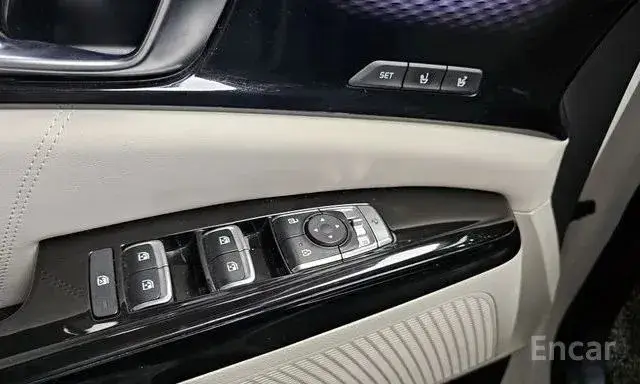 KIA CARNIVAL SIGNATURE 2022