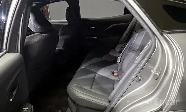 TOYOTA CROWN CROSSOVER HYBRID 2023