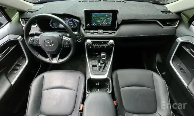 TOYOTA RAV4 HYBRID XLE 2023