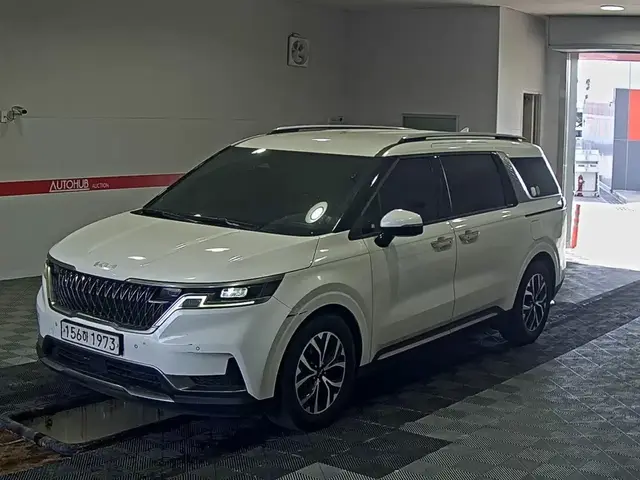 KIA CARNIVAL NOBLESSE 2022