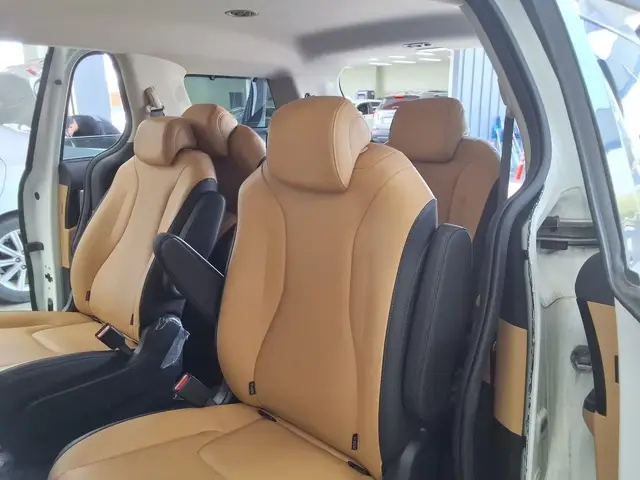 KIA CARNIVAL NOBLESSE 2022