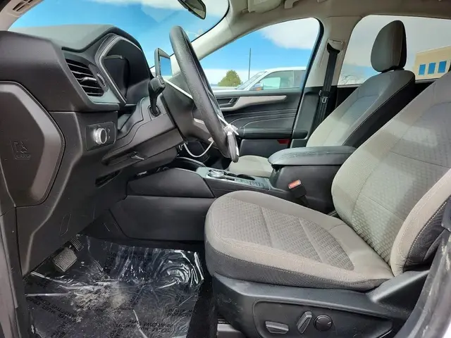 FORD ESCAPE 2022