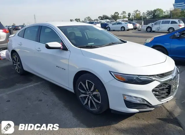 CHEVROLET MALIBU RS 2022