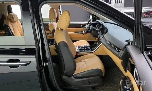 KIA CARNIVAL NOBLESSE 2022