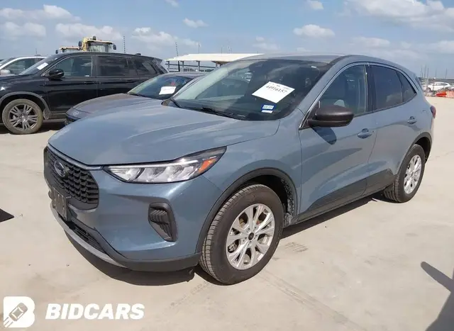 FORD ESCAPE 2023