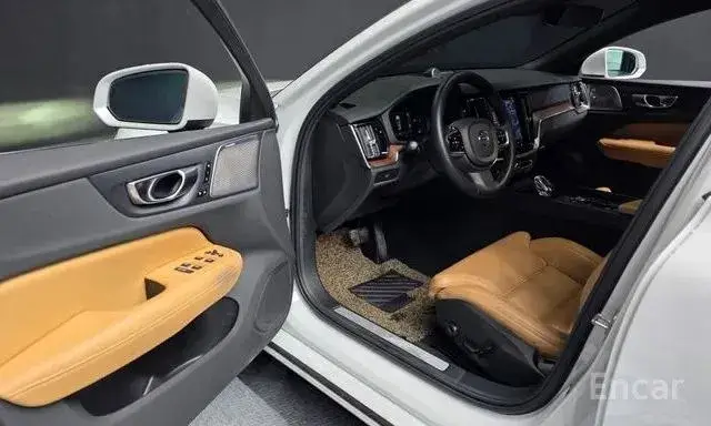 VOLVO S60 B5 ULTIMATE BRIGHT 2023