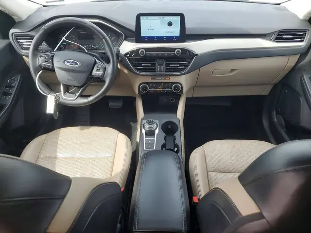 FORD ESCAPE 2022